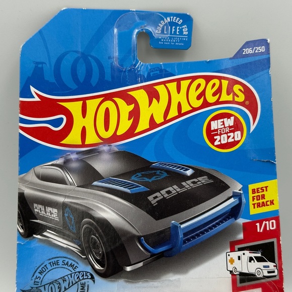 2019 Hot Wheels Police Car ALPHA PURSUIT HW Rescue 206/250 - Picture 2 of 11